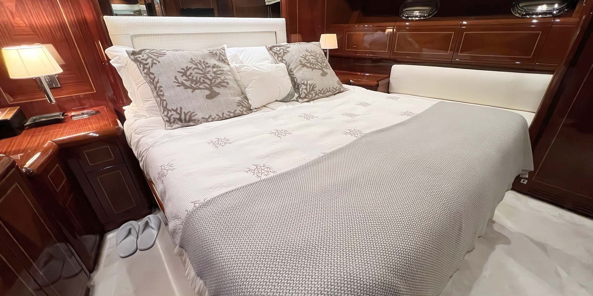 Аренда яхты Mangusta 72 Elton II на Лазурном берегу, Франция